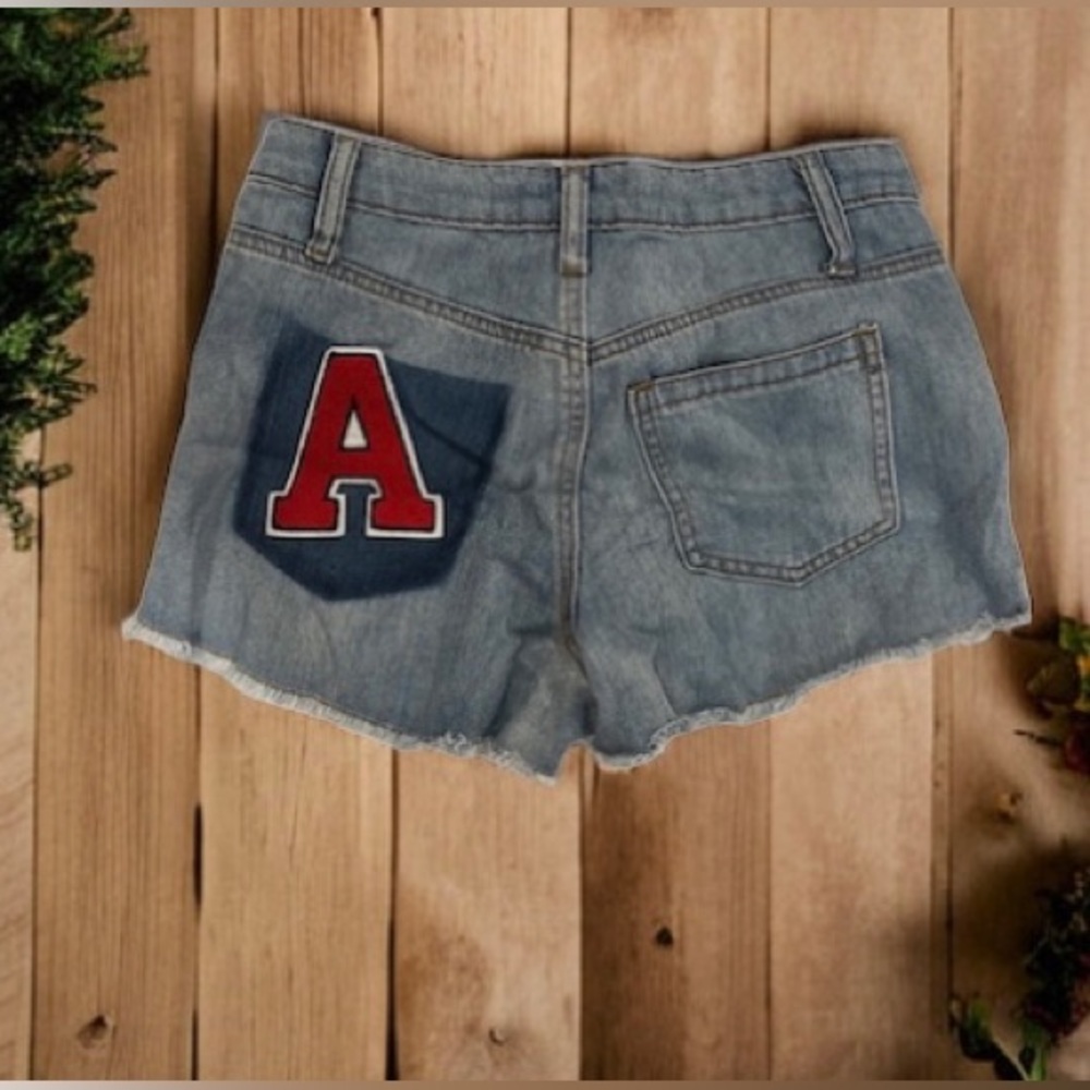 ASHLEY MASON juniors jean SHORTS size 1